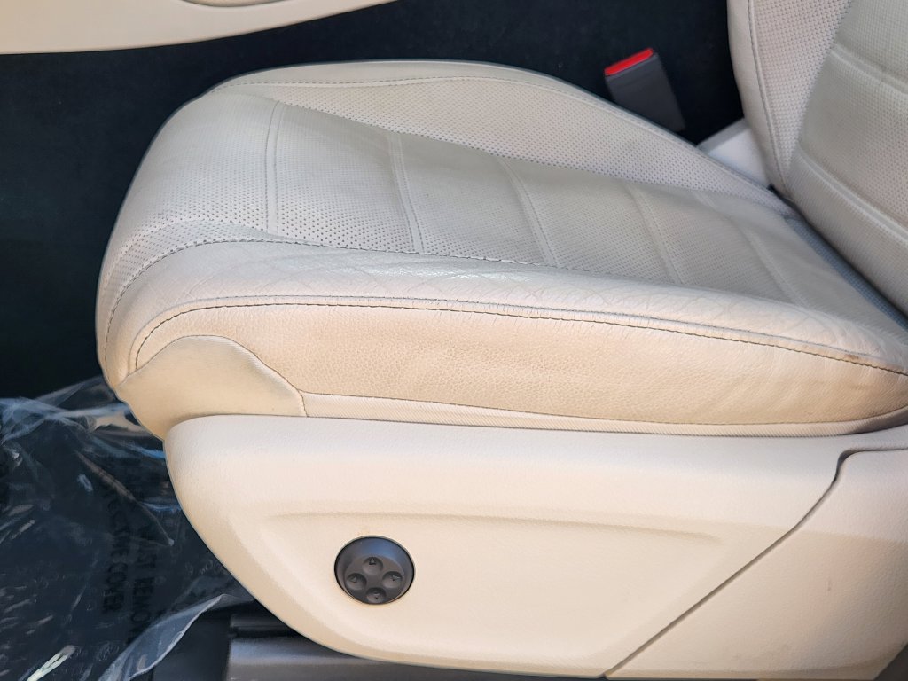 Used 2021 Mercedes-Benz GLE 350 4MATIC image 23
