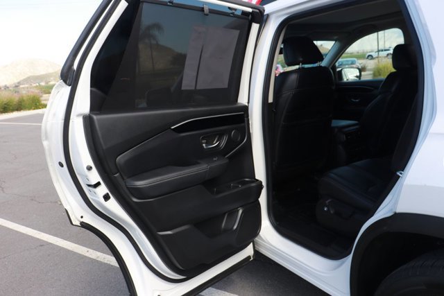 Certified 2024 Honda Pilot Touring image 25