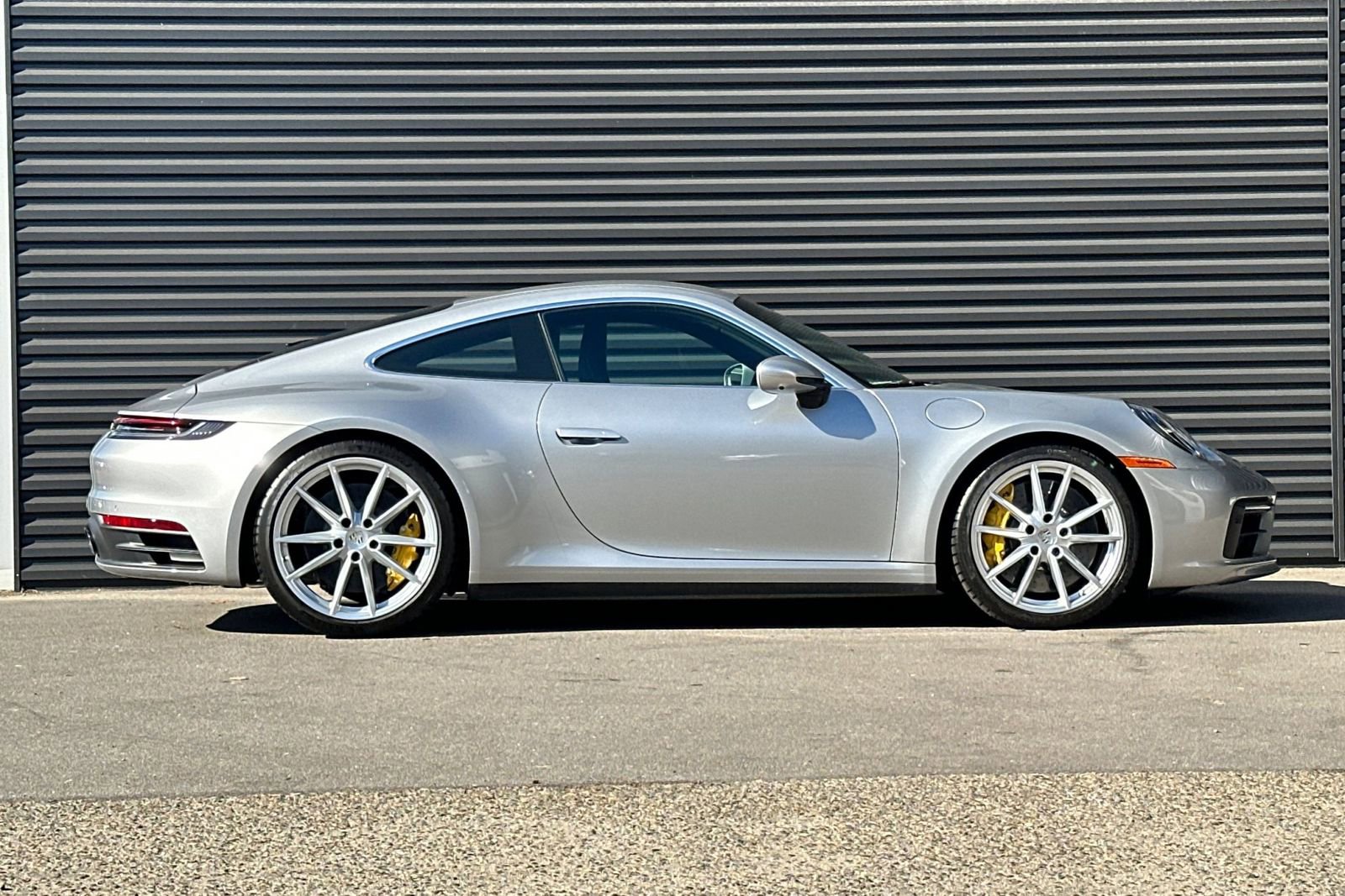 Used 2024 Porsche 911 Carrera S RWD image 9
