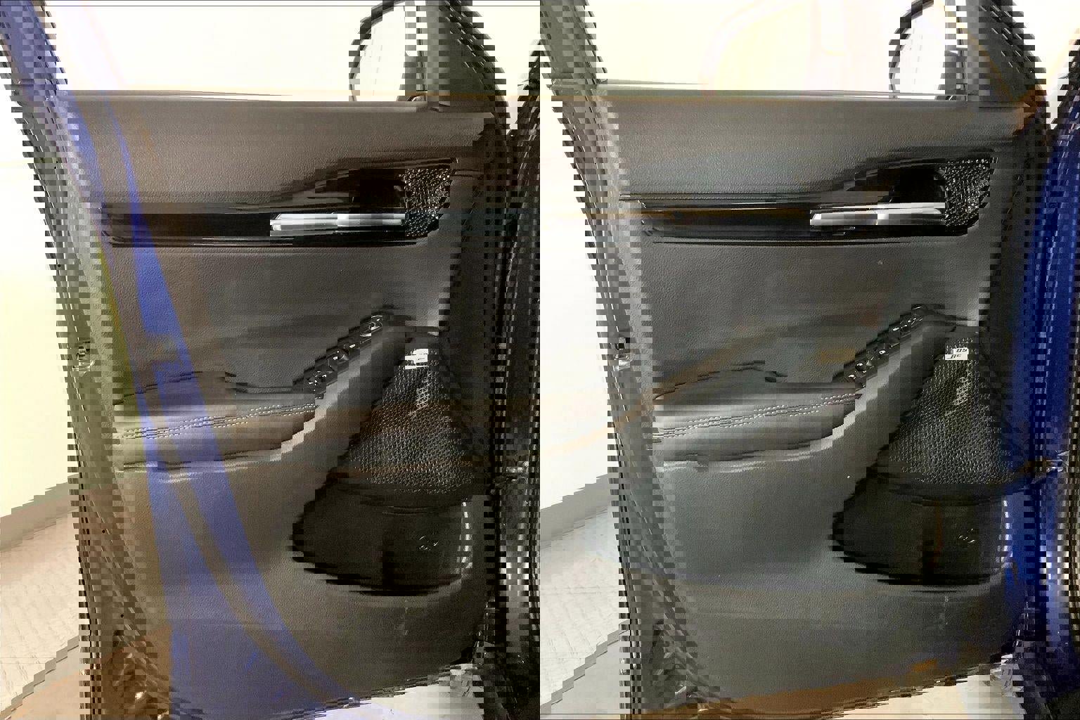 Certified 2024 Kia Seltos SX image 24