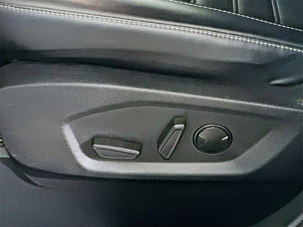 Used 2024 Ford Edge SEL image 22