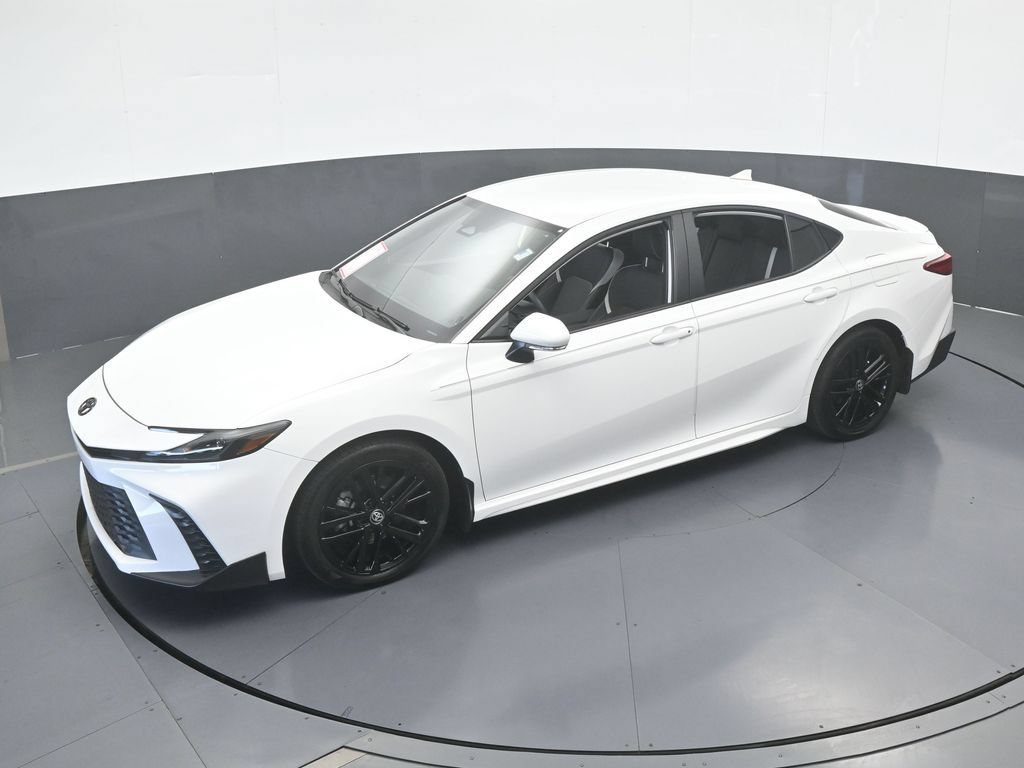 Used 2026 Toyota Camry SE FWD image 51