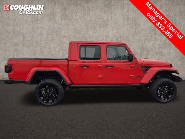 Used 2024 Jeep Gladiator Sport image 9