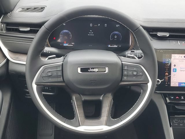 New 2026 Jeep Grand Cherokee L Limited w/ Limited Altitude Package AWD/4WD image 14