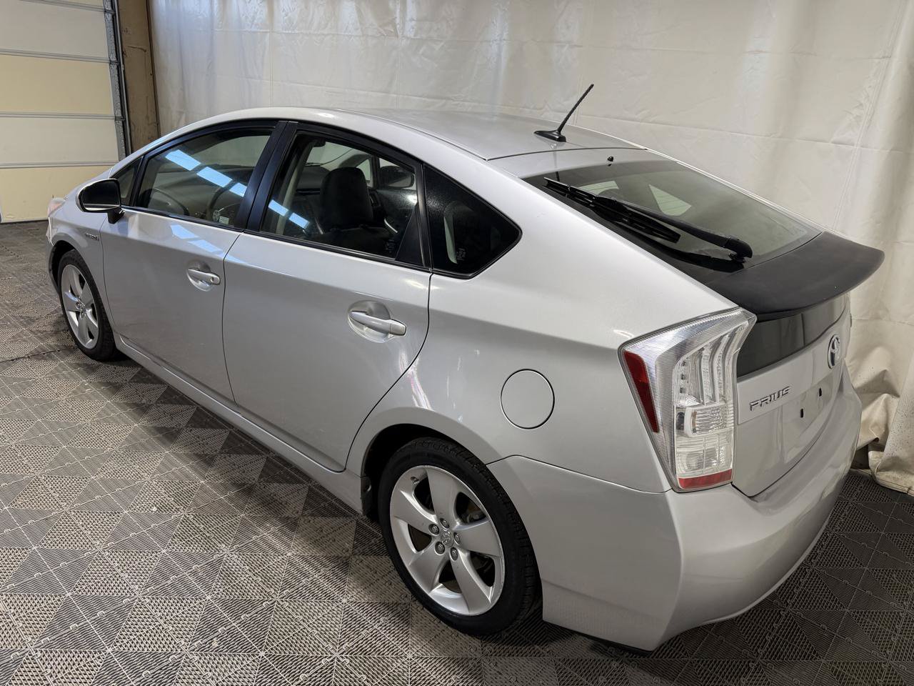 Used 2010 Toyota Prius FWD image 5