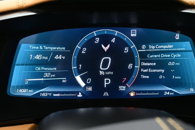 Used 2023 Chevrolet Corvette Stingray Premium Conv w/ Z51 Performance Package RWD image 9