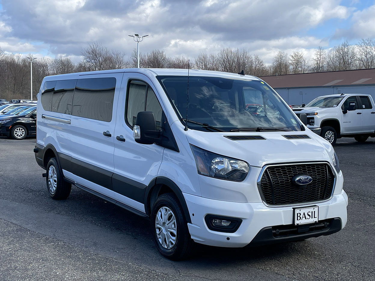 Used 2024 Ford Transit 350 XLT image 41