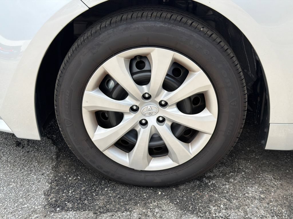 Used 2026 Toyota Corolla LE FWD image 13