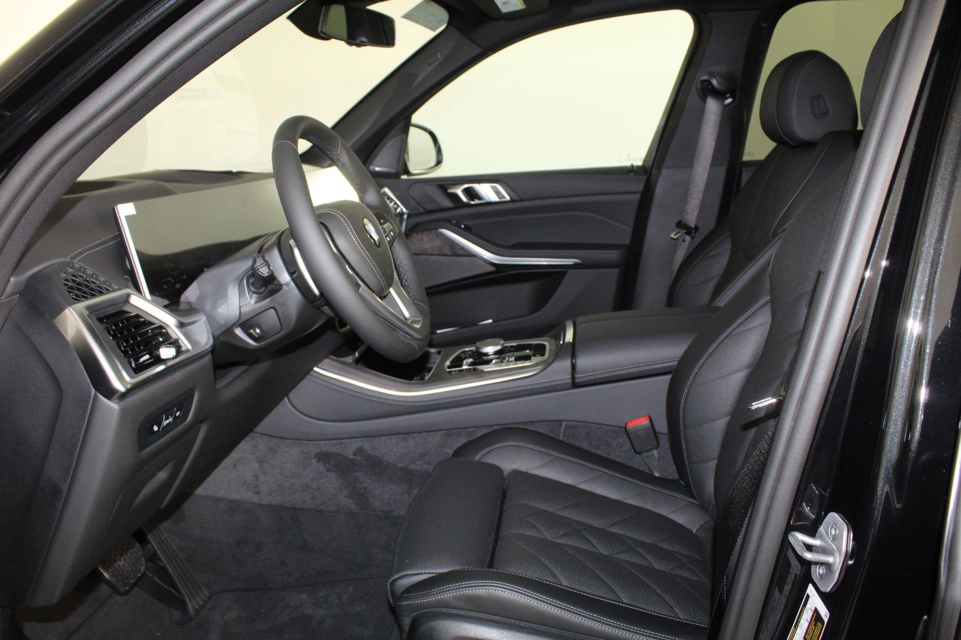 Used 2026 BMW X5 xDrive40i w/ Premium Package AWD/4WD image 23