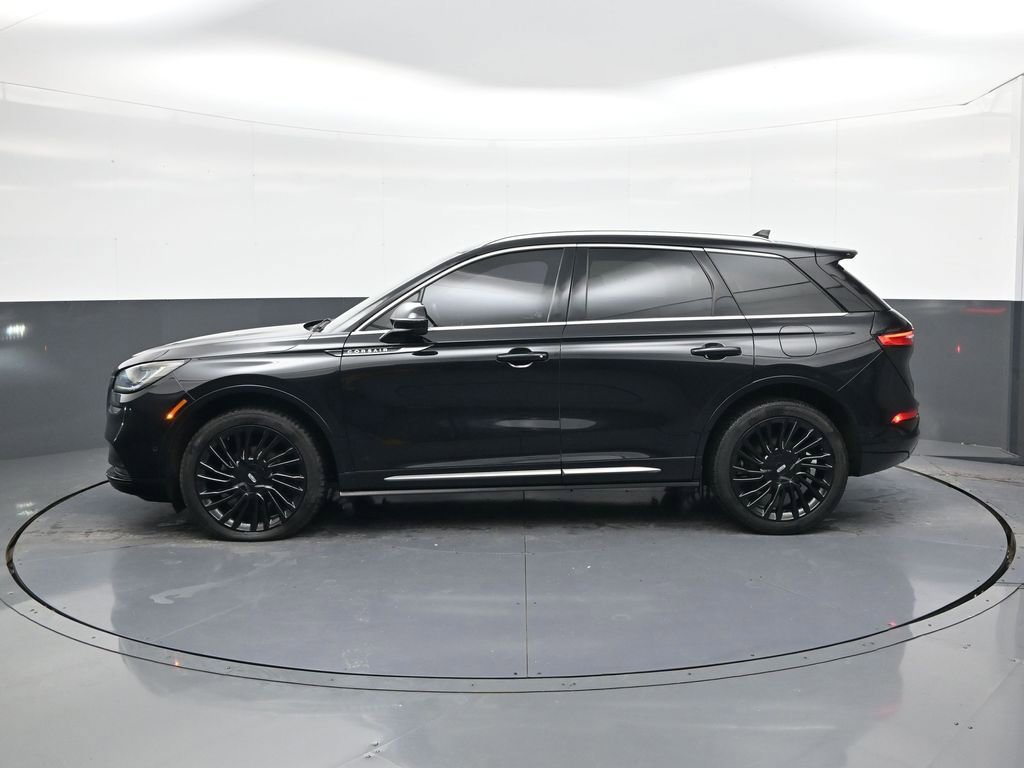 Used 2021 Lincoln Corsair Reserve w/ Equipment Group 201A AWD/4WD image 4