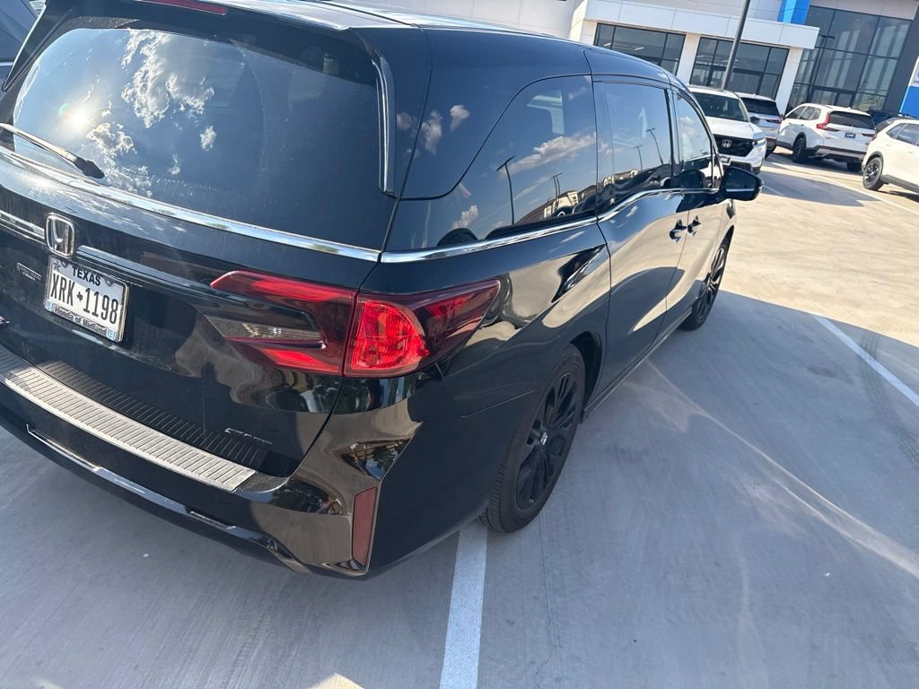 Used 2026 Honda Odyssey Sport-L image 10