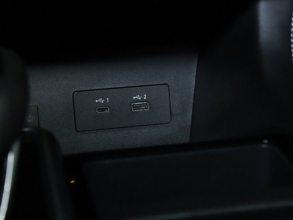 Used 2025 Nissan Pathfinder SL AWD/4WD image 28