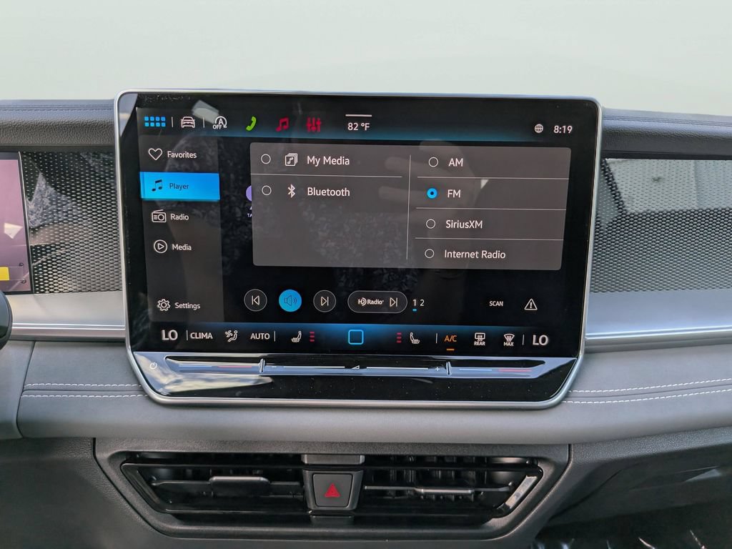 New 2026 Volkswagen Tiguan SE R-Line FWD image 18