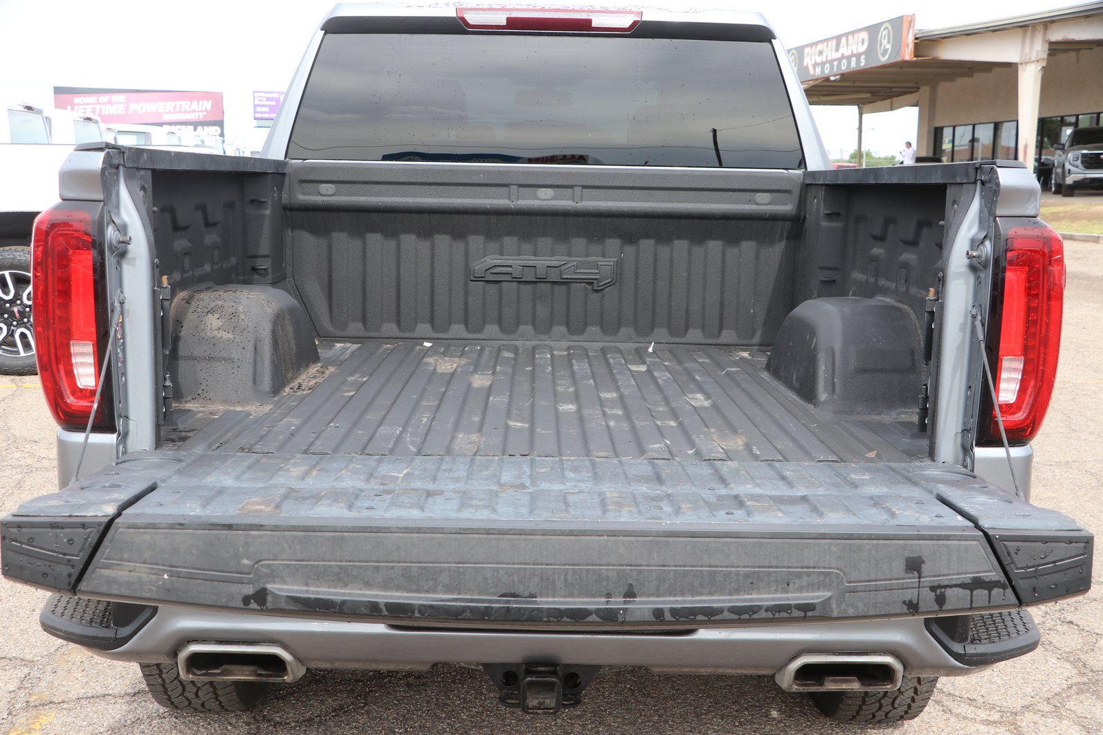 Used 2022 GMC Sierra 1500 AT4 AWD/4WD image 30