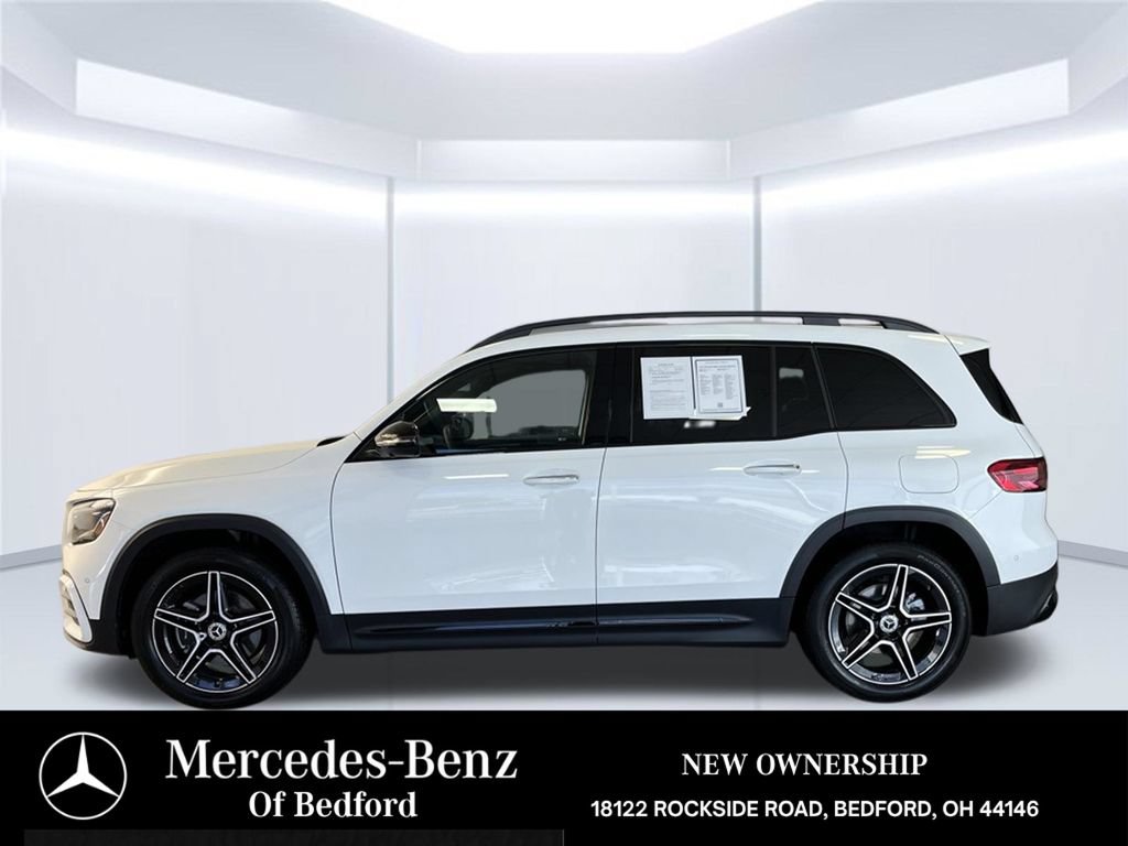 Used 2026 Mercedes-Benz GLB 250 4MATIC image 2