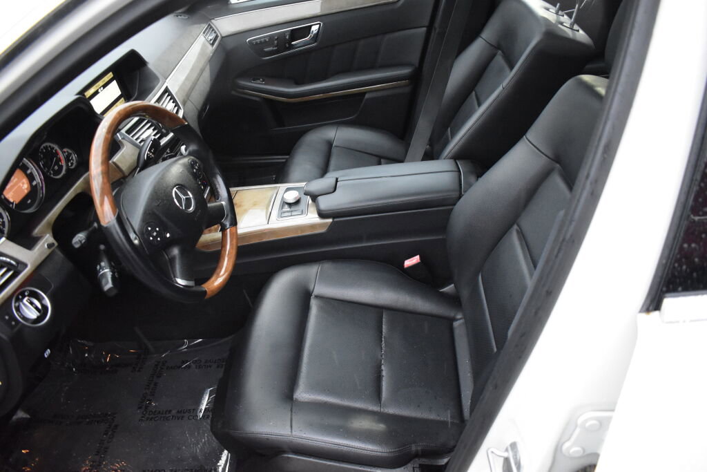 Used 2011 Mercedes-Benz E 350 Sedan image 14
