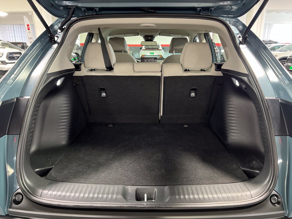 Used 2025 Honda HR-V LX image 38
