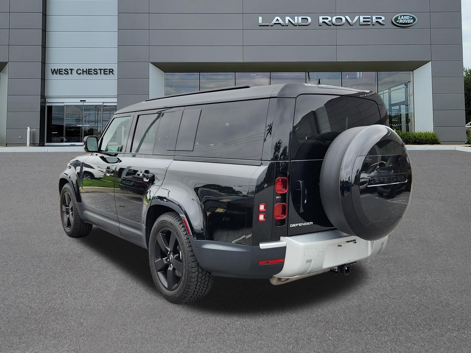 Certified 2025 Land Rover Defender 130 S AWD/4WD image 3