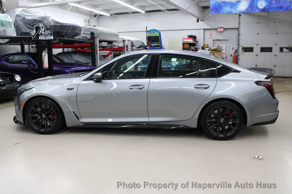Used 2026 Cadillac CT5 V Blackwing w/ Carbon Fiber 2 Package RWD image 4