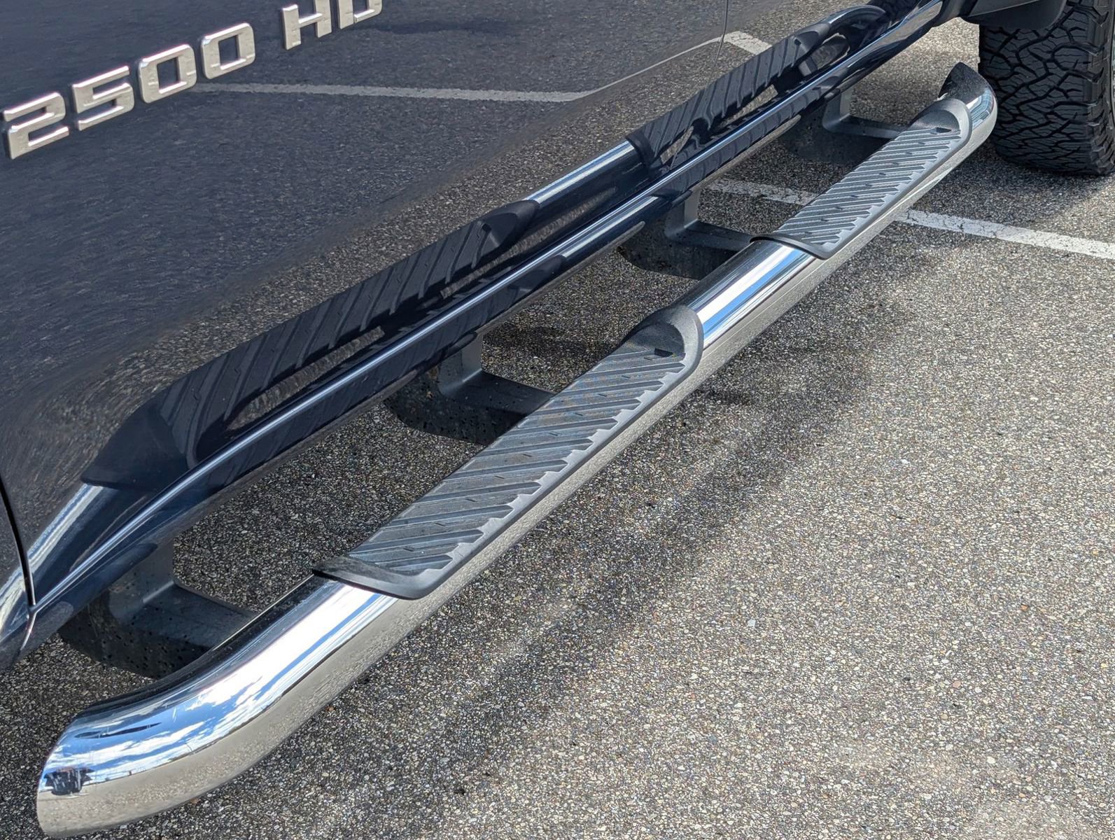 Used 2022 Chevrolet Silverado 2500 LT w/ Convenience Package AWD/4WD image 35