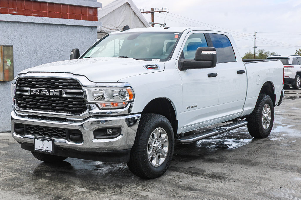 Used 2024 RAM 2500 Big Horn AWD/4WD image 4
