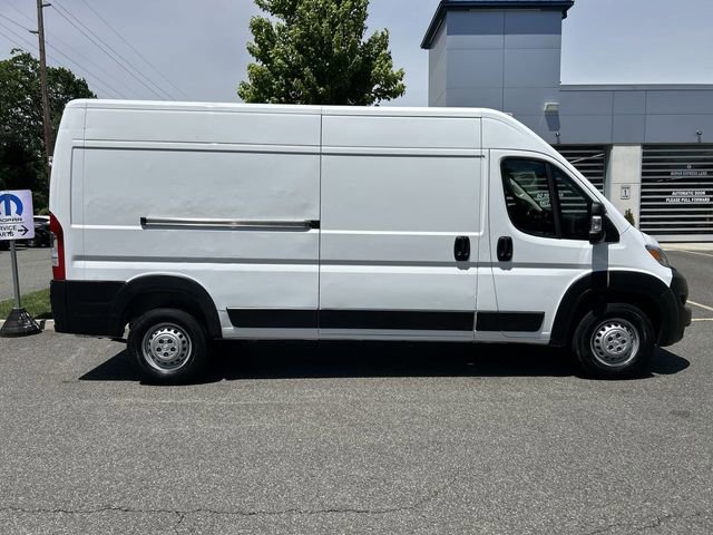 Used 2025 RAM ProMaster 2500 w/ Convenience Group FWD image 9