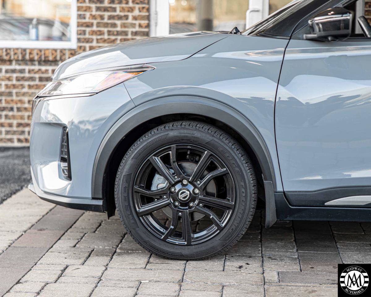 Used 2021 Nissan Kicks SR w/ SR Premium Package FWD image 51
