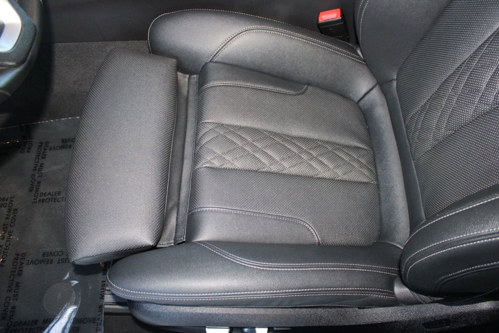 Used 2023 BMW 530i w/ Premium Package image 13