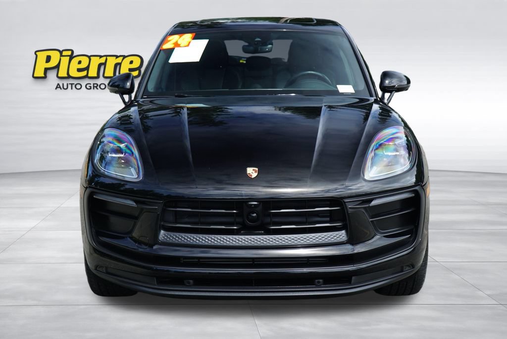 Used 2024 Porsche Macan AWD/4WD image 5