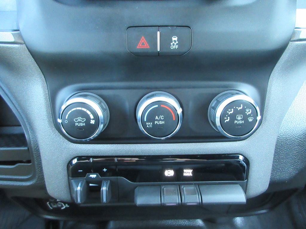 Used 2021 RAM 2500 Tradesman AWD/4WD image 33