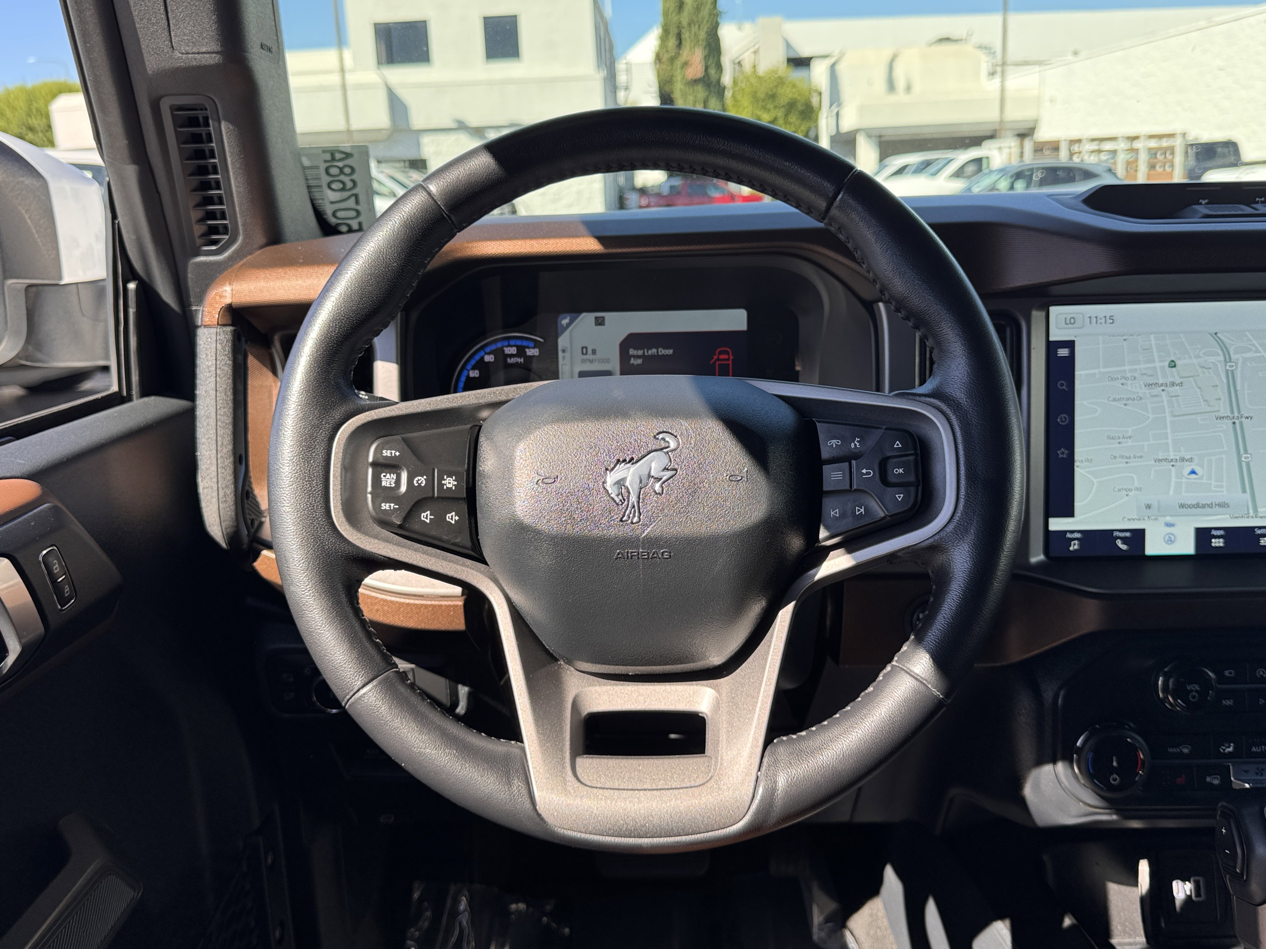 Certified 2022 Ford Bronco Outer Banks w/ Sasquatch Package image 16