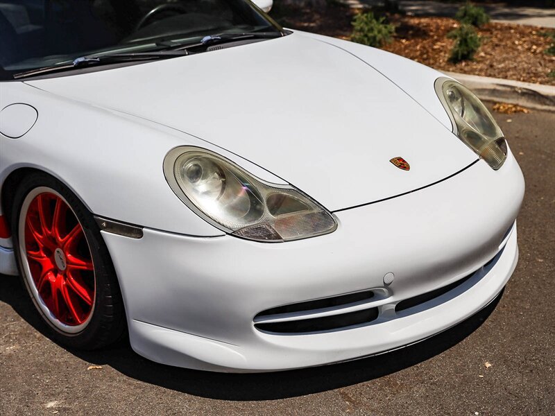 Used 1999 Porsche 911 Carrera 4 AWD/4WD image 9