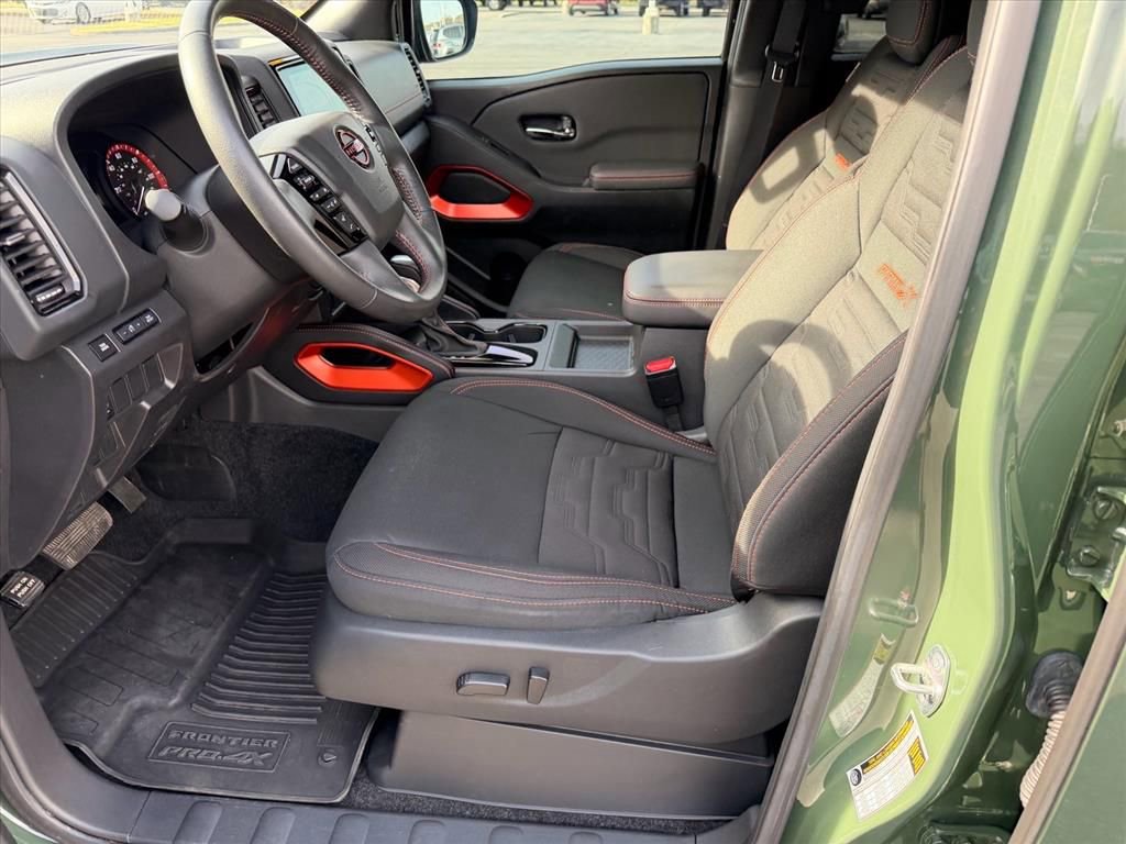 Used 2024 Nissan Frontier Pro-X w/ Technology Package image 13