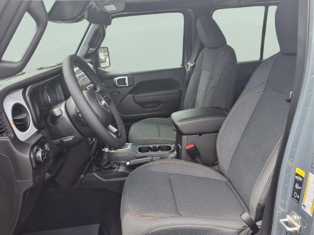 New 2026 Jeep Gladiator Sport AWD/4WD image 14