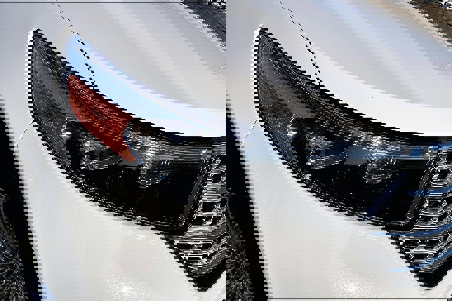 Used 2021 Ford Explorer Limited image 28