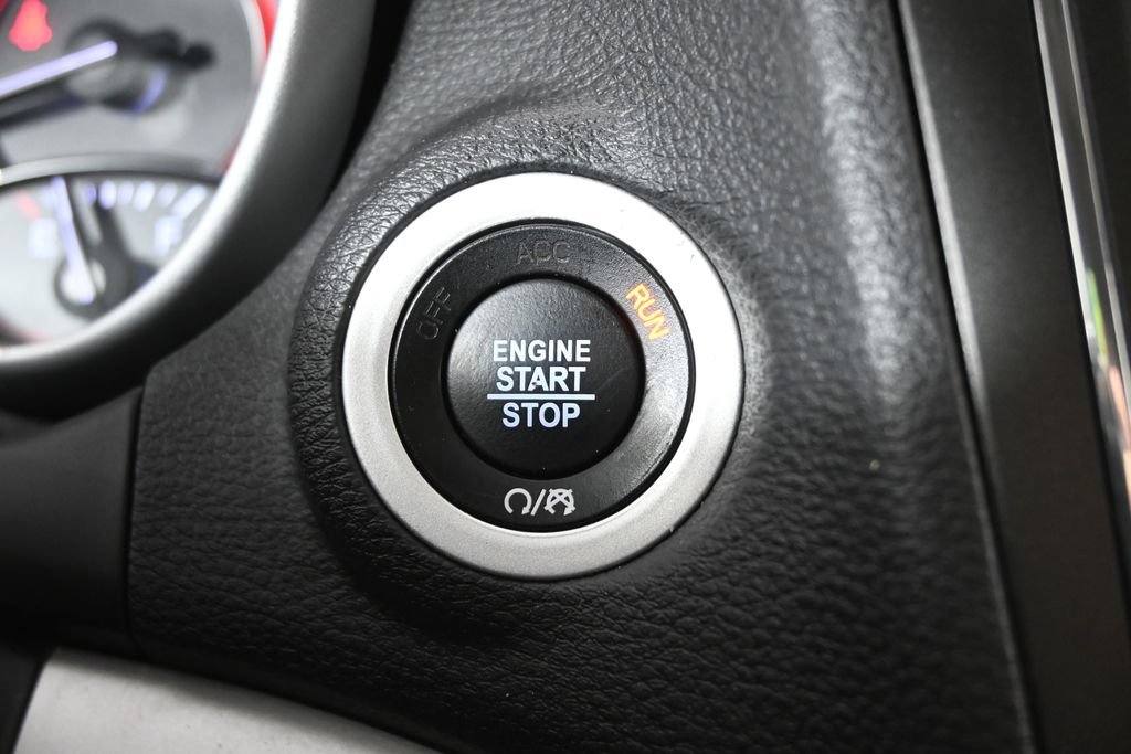 Used 2020 Dodge Journey SE w/ Blacktop Package FWD image 27