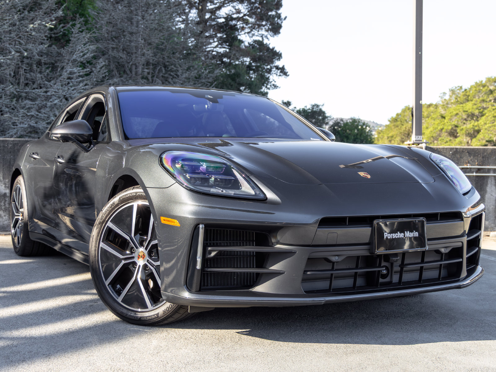 Certified 2024 Porsche Panamera 4 AWD/4WD image 9