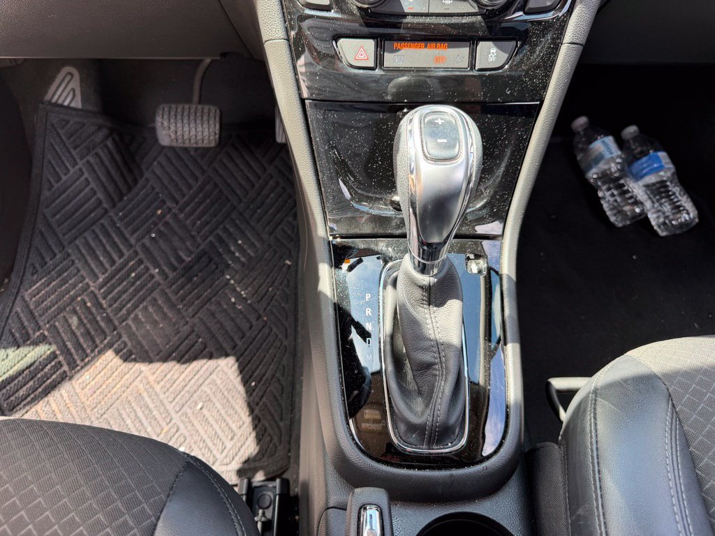 Used 2020 Buick Encore Preferred w/ Safety Package FWD image 28