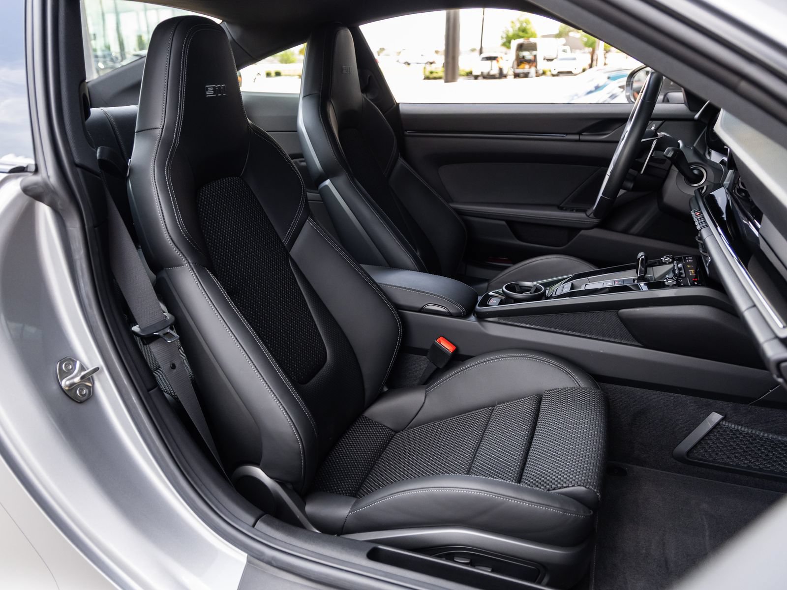 Certified 2023 Porsche 911 Carrera T RWD image 40