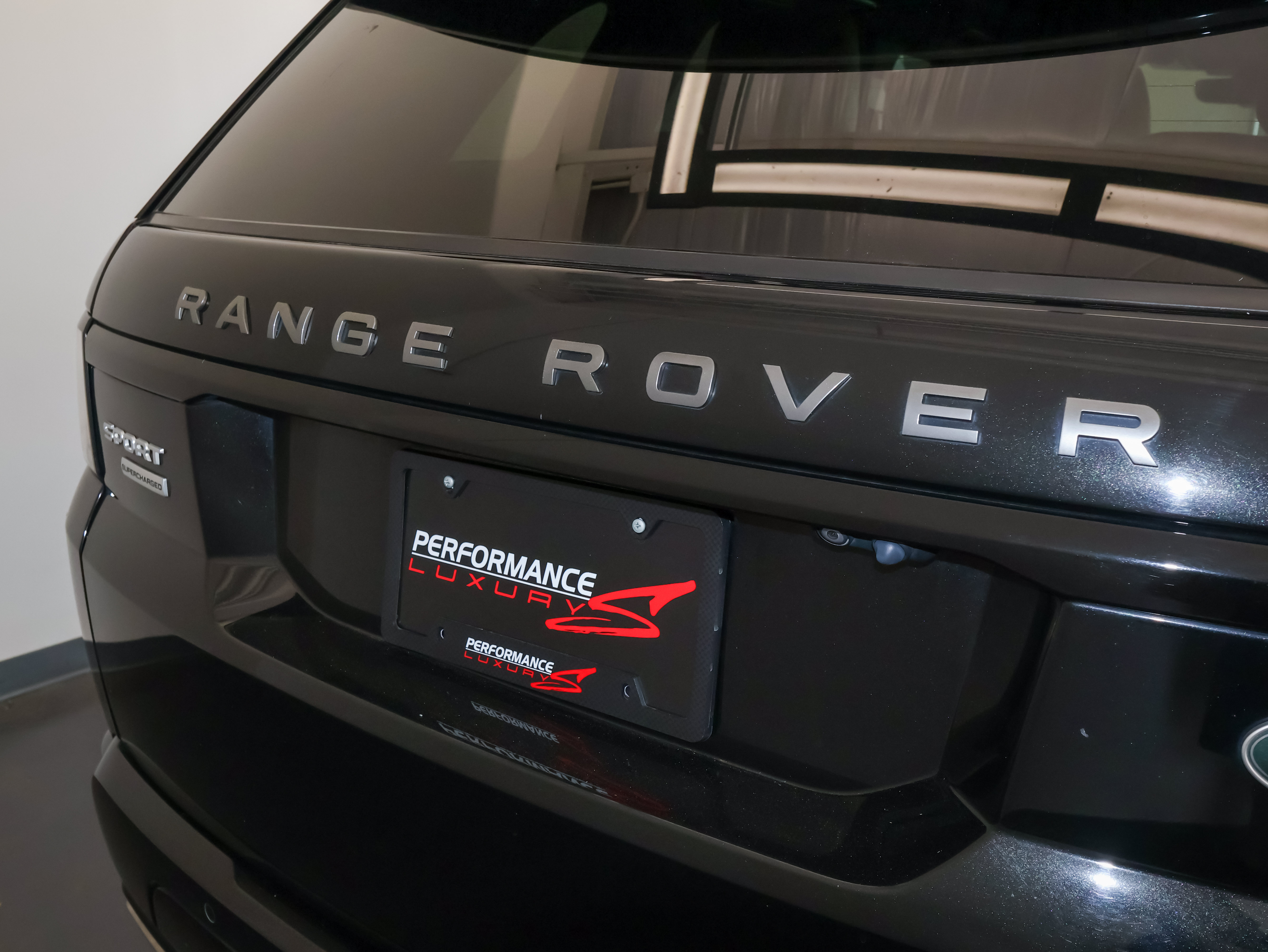 Used 2018 Land Rover Range Rover Sport Supercharged AWD/4WD image 51