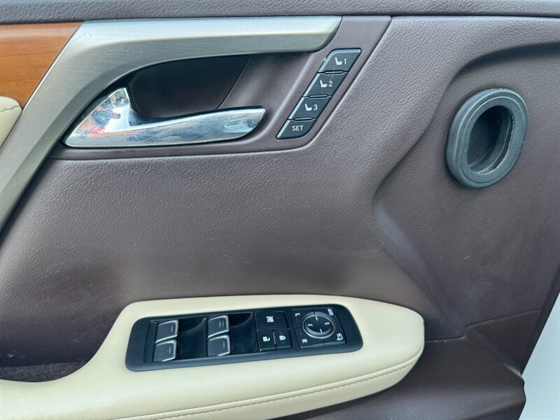 Used 2018 Lexus RX 450h AWD w/ Premium Package image 23