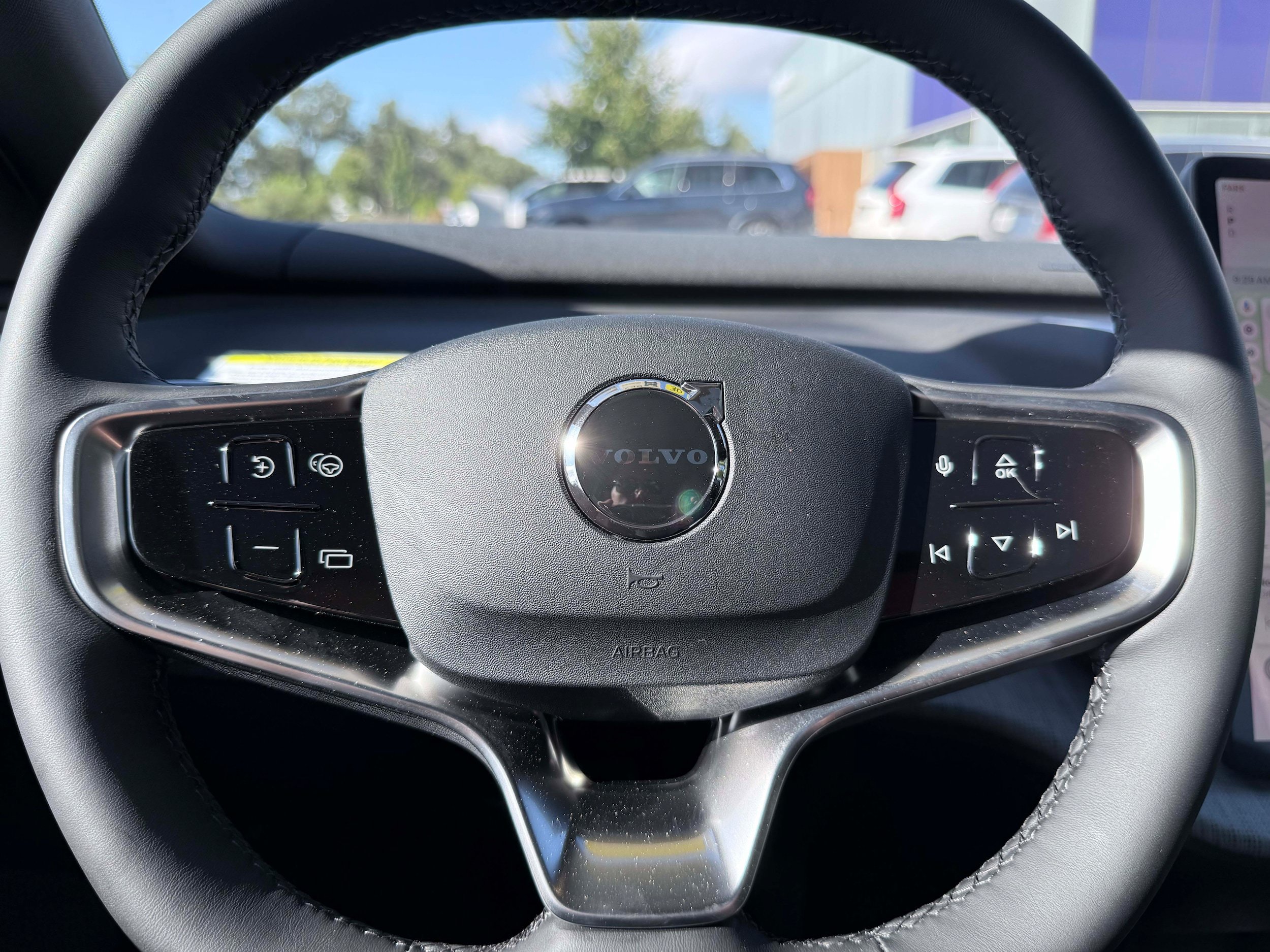 New 2026 Volvo EX30 Plus w/ Protection Package Premier AWD/4WD image 16