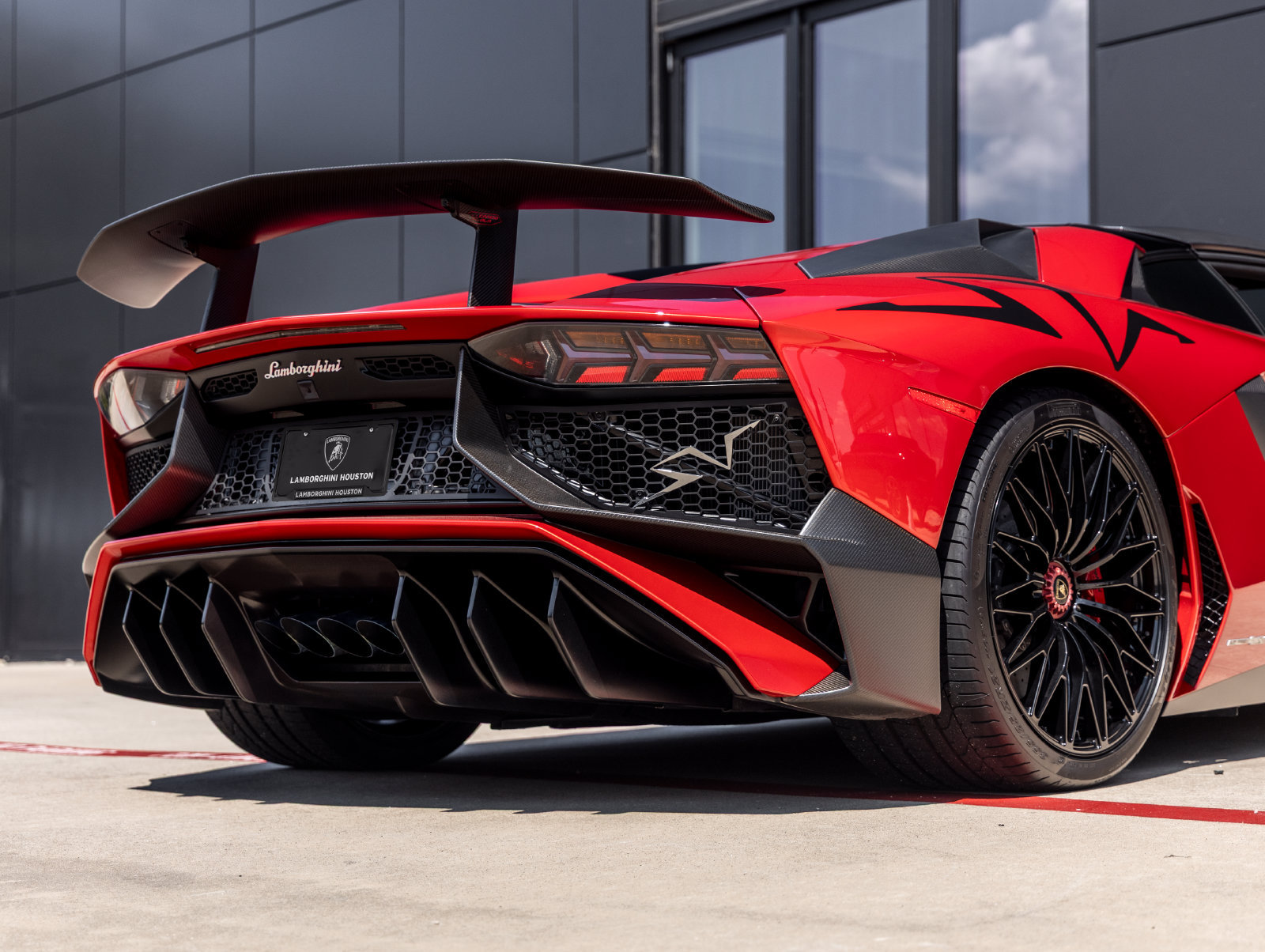 Used 2017 Lamborghini Aventador LP 750-4 Superveloce AWD/4WD image 15