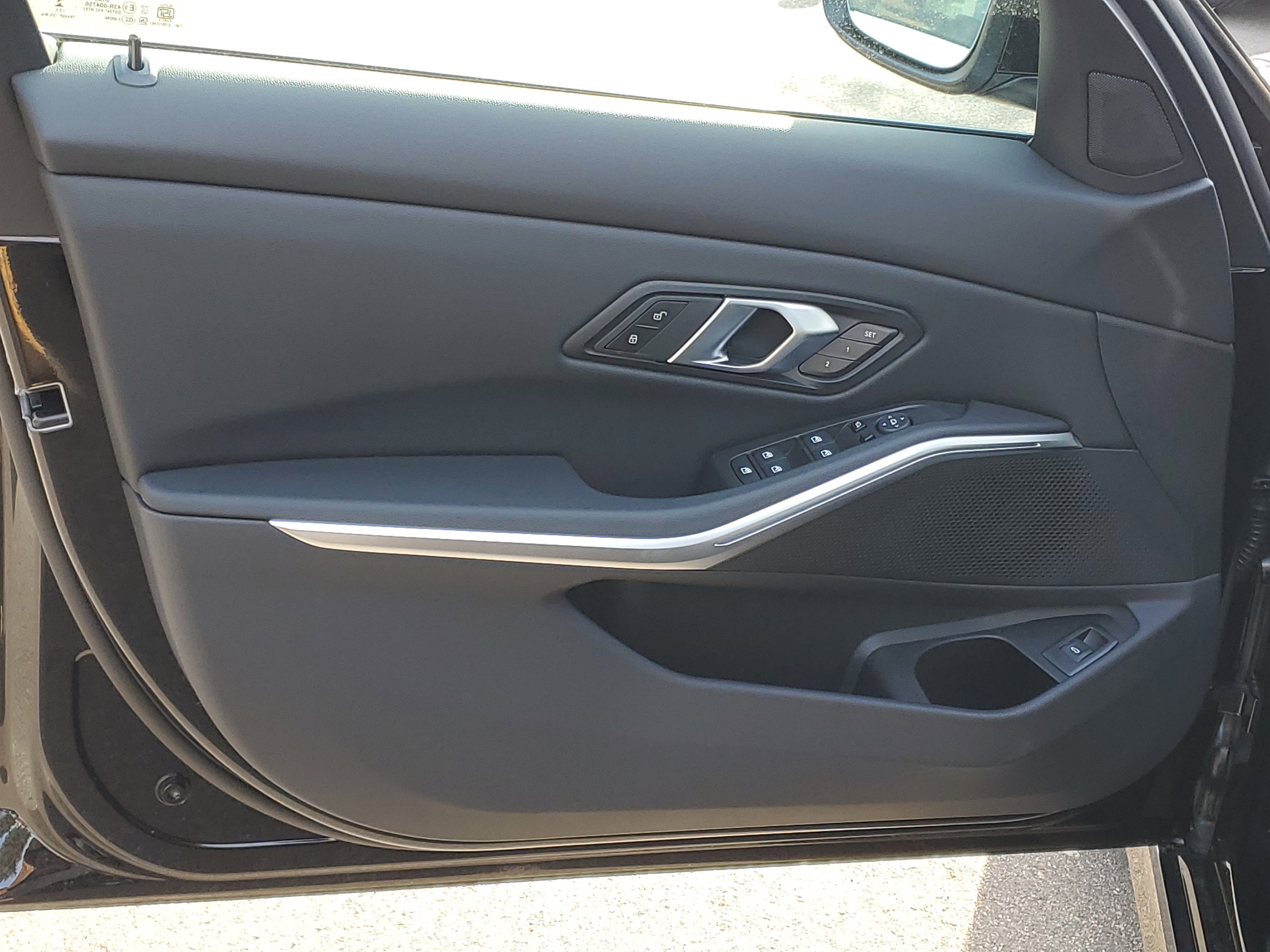 New 2026 BMW 330i xDrive Sedan w/ Convenience Package image 5