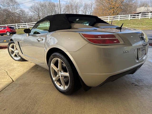 Used 2007 Saturn Sky w/ Premium Trim Pkg image 10