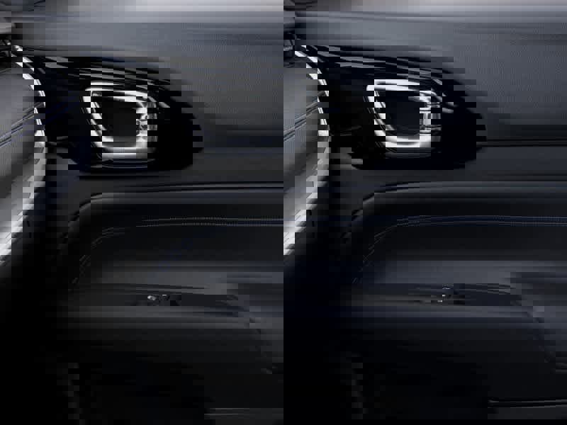 New 2026 Jeep Compass Limited image 25