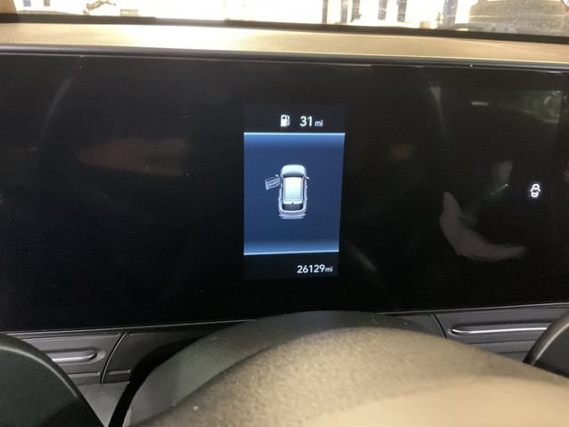 Used 2025 Hyundai Kona SEL FWD image 14