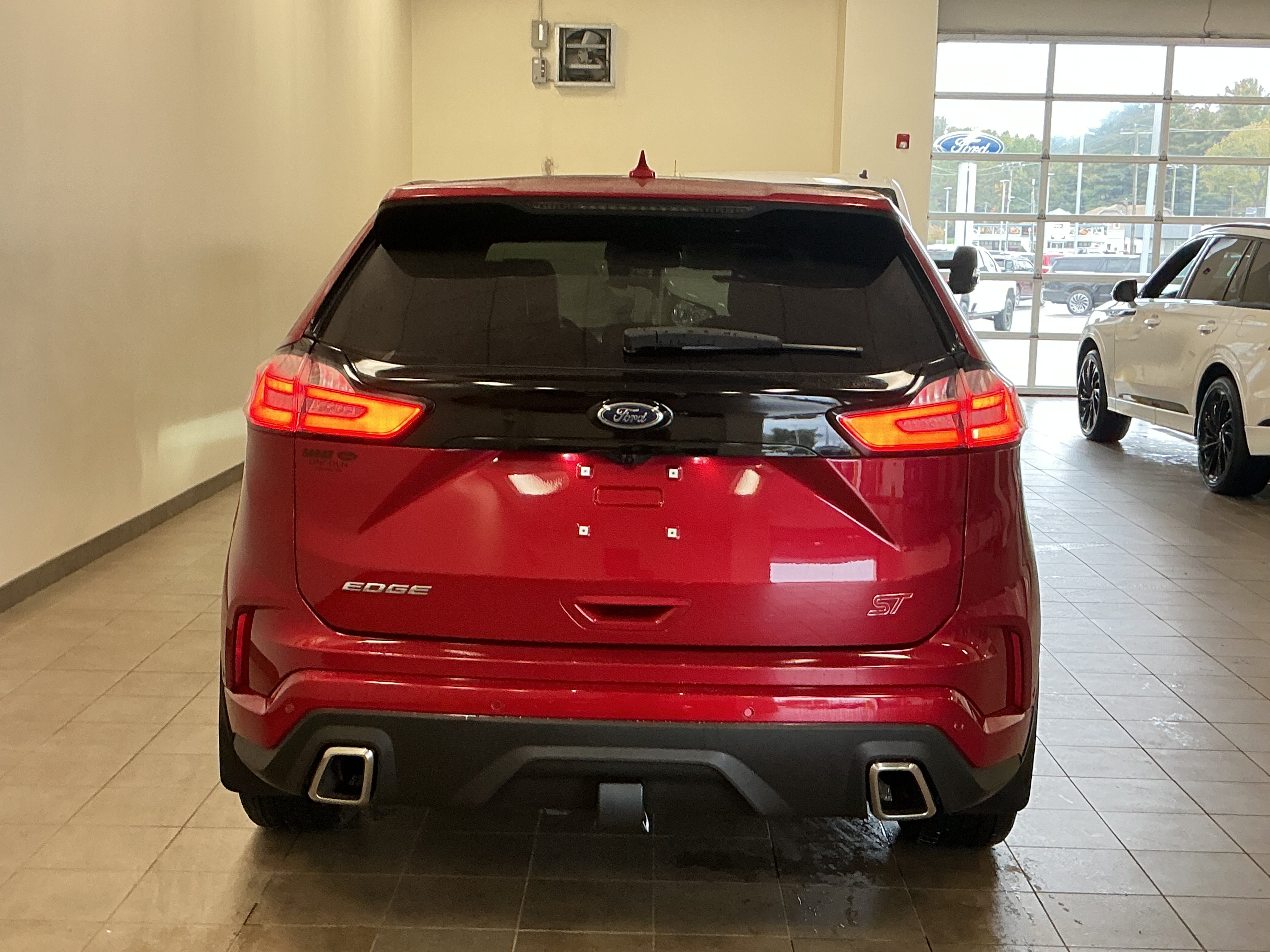 Used 2020 Ford Edge ST w/ Equipment Group 401A AWD/4WD image 6