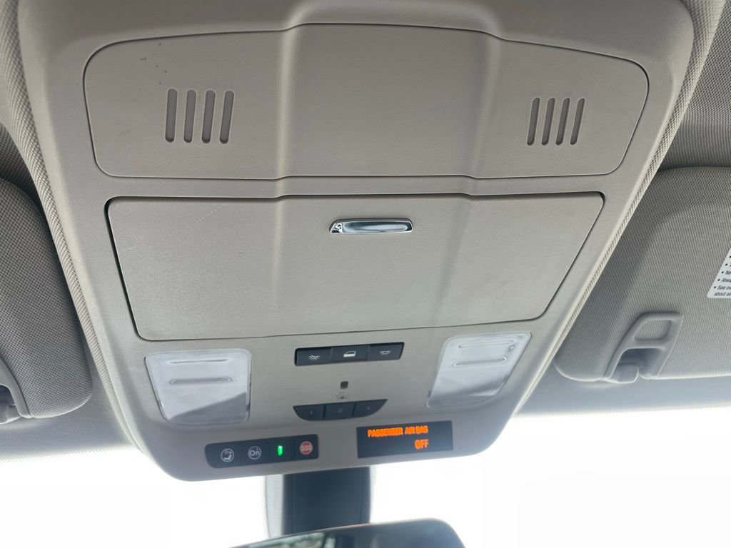 Used 2019 Buick Envision Essence image 51