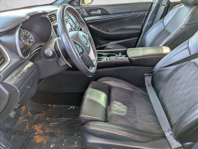 Used 2019 Nissan Maxima SR w/ Premium Package image 11